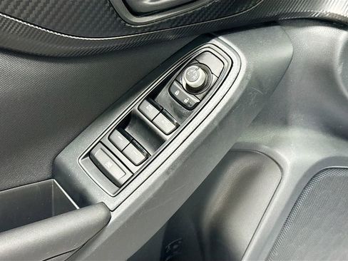 Used 2021 Subaru Crosstrek 2.0i Premium image 15