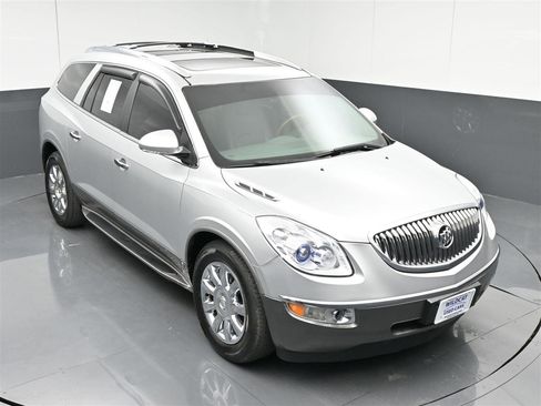 Used 2011 Buick Enclave CXL image 23