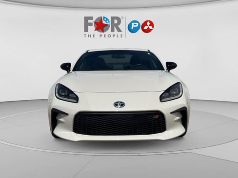 Used 2022 Toyota GR86 Premium RWD image 8