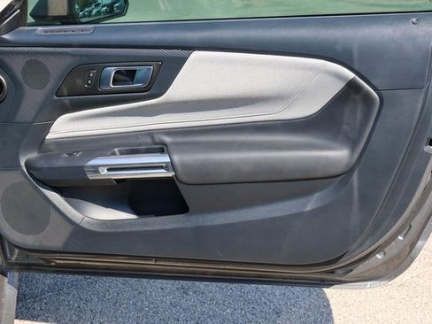 Used 2024 Ford Mustang Coupe image 12