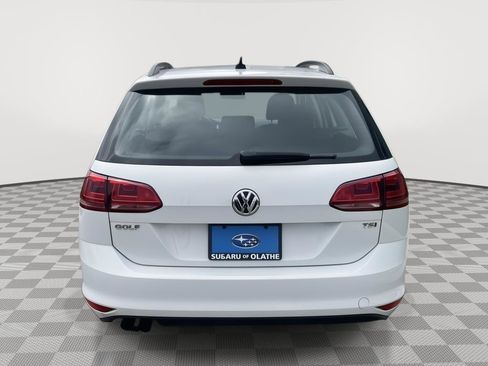 Used 2016 Volkswagen Golf S FWD image 7