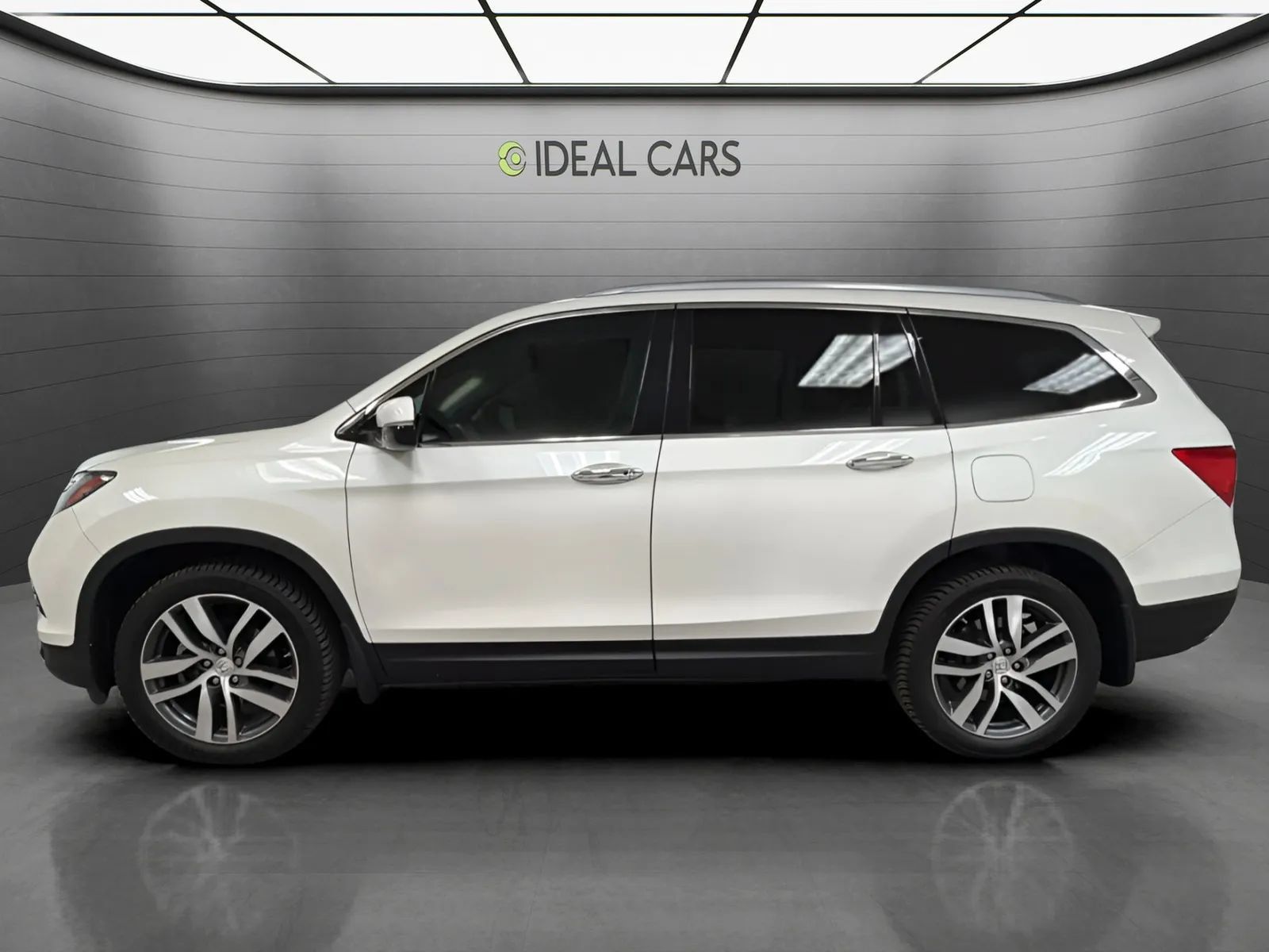 Used 2017 Honda Pilot Elite image 8