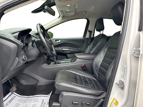 Used 2018 Ford Escape Titanium AWD/4WD image 11