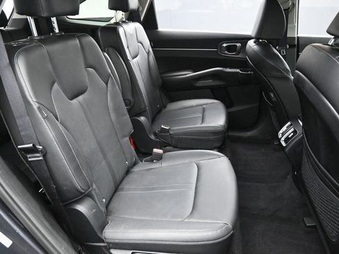 Used 2025 Kia Sorento X-Line EX AWD/4WD image 30