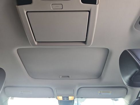 Used 2025 Honda Odyssey Touring image 33