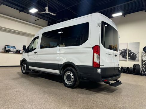 Used 2016 Ford Transit 150 130 Medium Roof image 8