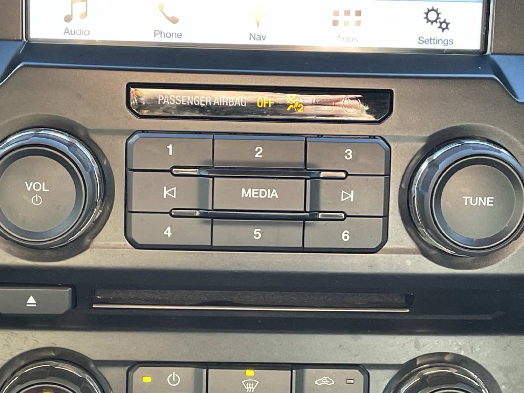 Used 2018 Ford F150 XLT w/ Equipment Group 302A Luxury AWD/4WD image 28