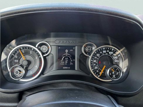 Used 2019 RAM 3500 Big Horn image 24