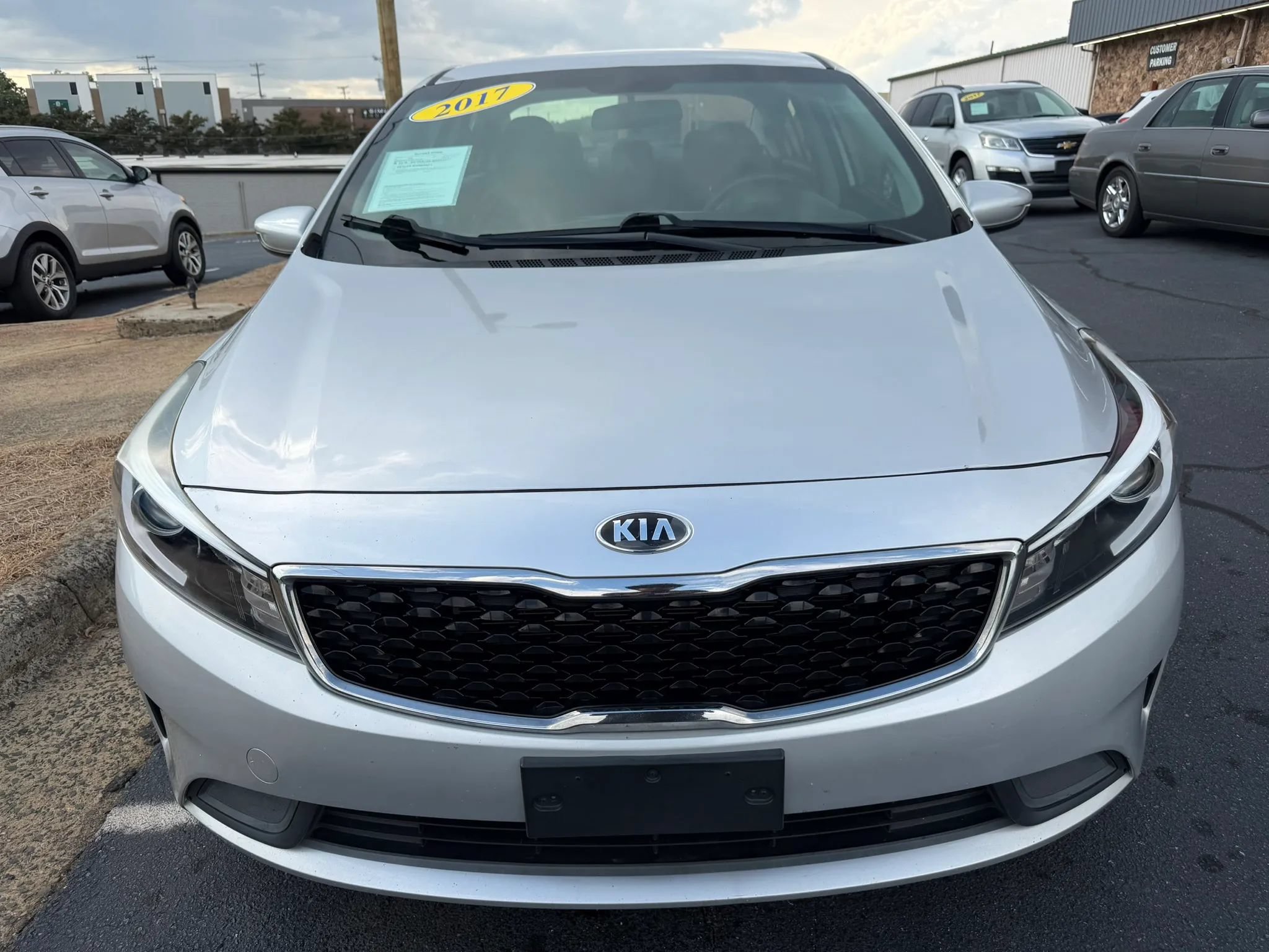 Used 2017 Kia Forte LX w/ LX Popular Package FWD image 2