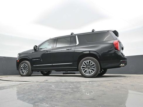 Used 2023 GMC Yukon XL Denali Ultimate AWD/4WD image 48