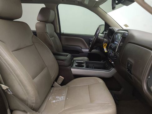 Used 2015 Chevrolet Silverado 1500 LTZ Z71 w/ LTZ Plus Package AWD/4WD image 21