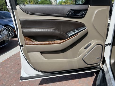 Used 2016 Chevrolet Tahoe LTZ RWD image 14