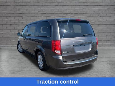 Used 2017 Dodge Grand Caravan SE FWD image 5