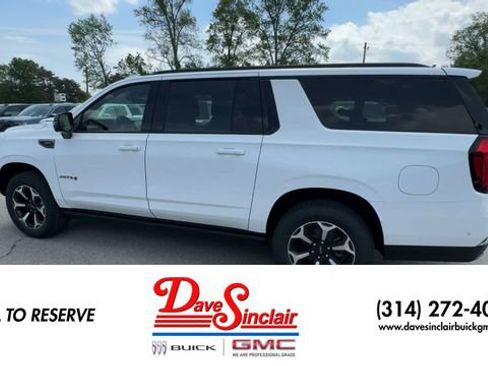 New 2026 GMC Yukon XL AT4 w/ AT4 Premium Plus Package AWD/4WD image 6
