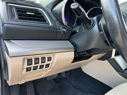 Used 2015 Subaru Outback 2.5i Premium image 14