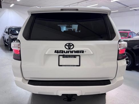 Used 2014 Toyota 4Runner SR5 Premium AWD/4WD image 4