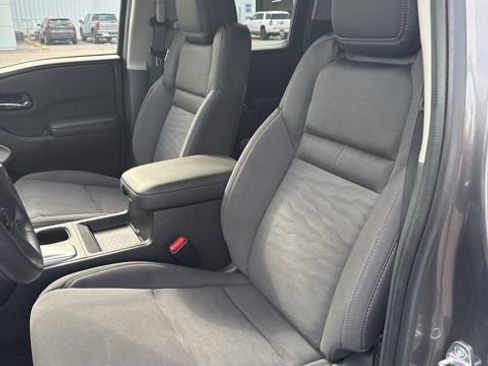 Used 2024 Nissan Frontier SV w/ SV Convenience Package AWD/4WD image 15