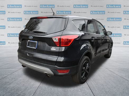 Used 2019 Ford Escape SE image 18