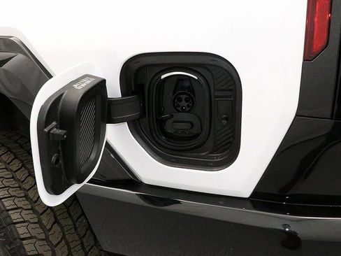 New 2025 GMC Hummer EV 3X image 31