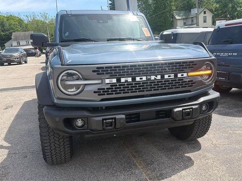 Certified 2025 Ford Bronco Badlands AWD/4WD image 3