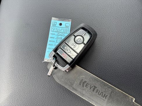 New 2025 Ford F150 Lariat w/ Equipment Group 502A High image 35