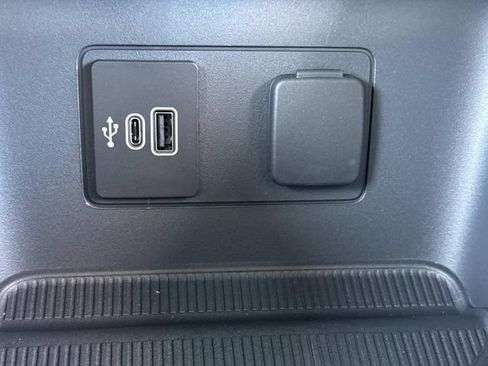 New 2026 Ford Explorer Active w/ Active Comfort Package RWD image 23