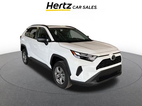 Used 2025 Toyota RAV4 LE image 1