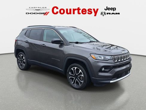 Certified 2022 Jeep Compass Limited image 1