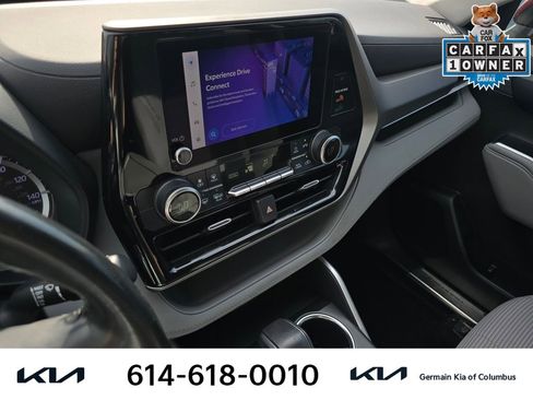 Used 2023 Toyota Highlander LE FWD image 23