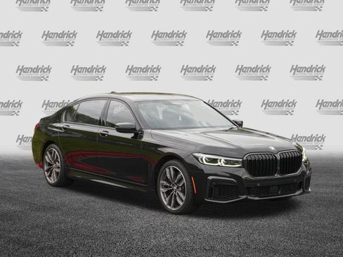 Certified 2022 BMW M760i xDrive w/ Luxury Rear Seating Package image 2