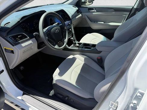 Used 2017 Hyundai Sonata Sport FWD image 9