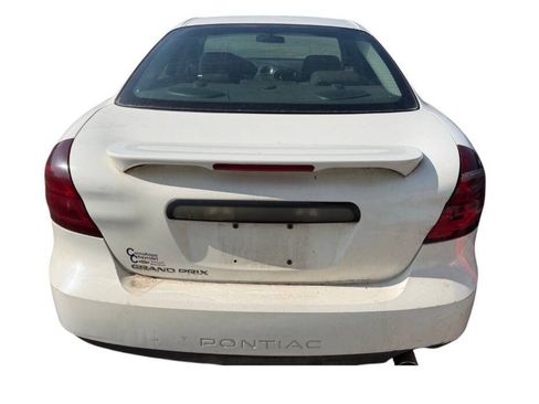 Used 2006 Pontiac Grand Prix w/ Preferred Package FWD image 4