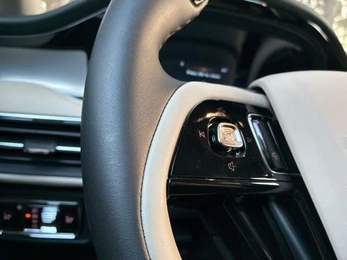 New 2026 Lincoln Corsair Premiere image 27