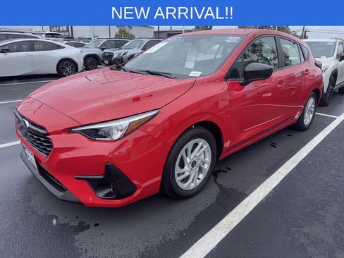 Used 2025 Subaru Impreza 2.0i image 2