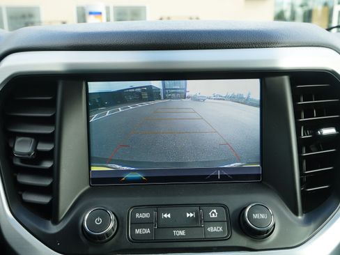 Used 2019 GMC Acadia SLE w/ GMC Pro Grade Package AWD/4WD image 27