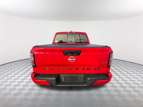 Used 2022 Nissan Frontier SV image 6