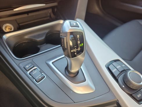 Used 2014 BMW 320i Sedan image 35