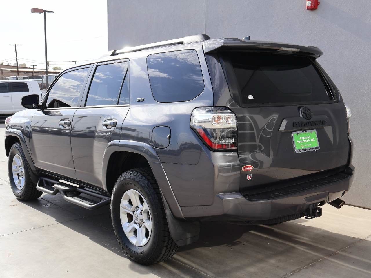 Used 2023 Toyota 4Runner SR5 AWD/4WD image 3