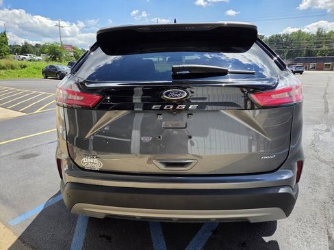 Used 2022 Ford Edge SEL w/ Convenience Package AWD/4WD image 6