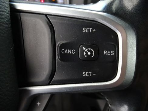 Used 2019 RAM 1500 Big Horn AWD/4WD image 8