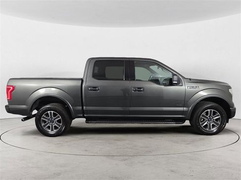 Used 2017 Ford F150 XLT w/ Equipment Group 302A Luxury image 6
