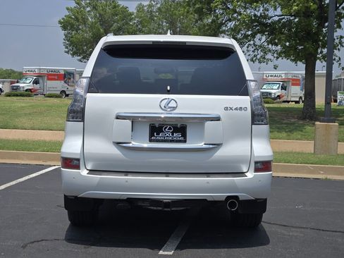 Used 2016 Lexus GX 460 Luxury w/ Preferred Accessory Package AWD/4WD image 6
