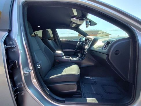 Used 2015 Dodge Charger SXT image 46