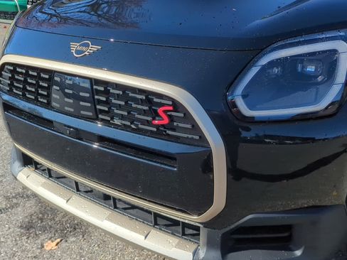 Used 2025 MINI Cooper Countryman S w/ Comfort Package Max image 4