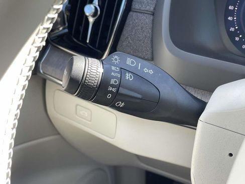 New 2026 Volvo XC90 B6 Ultra image 12