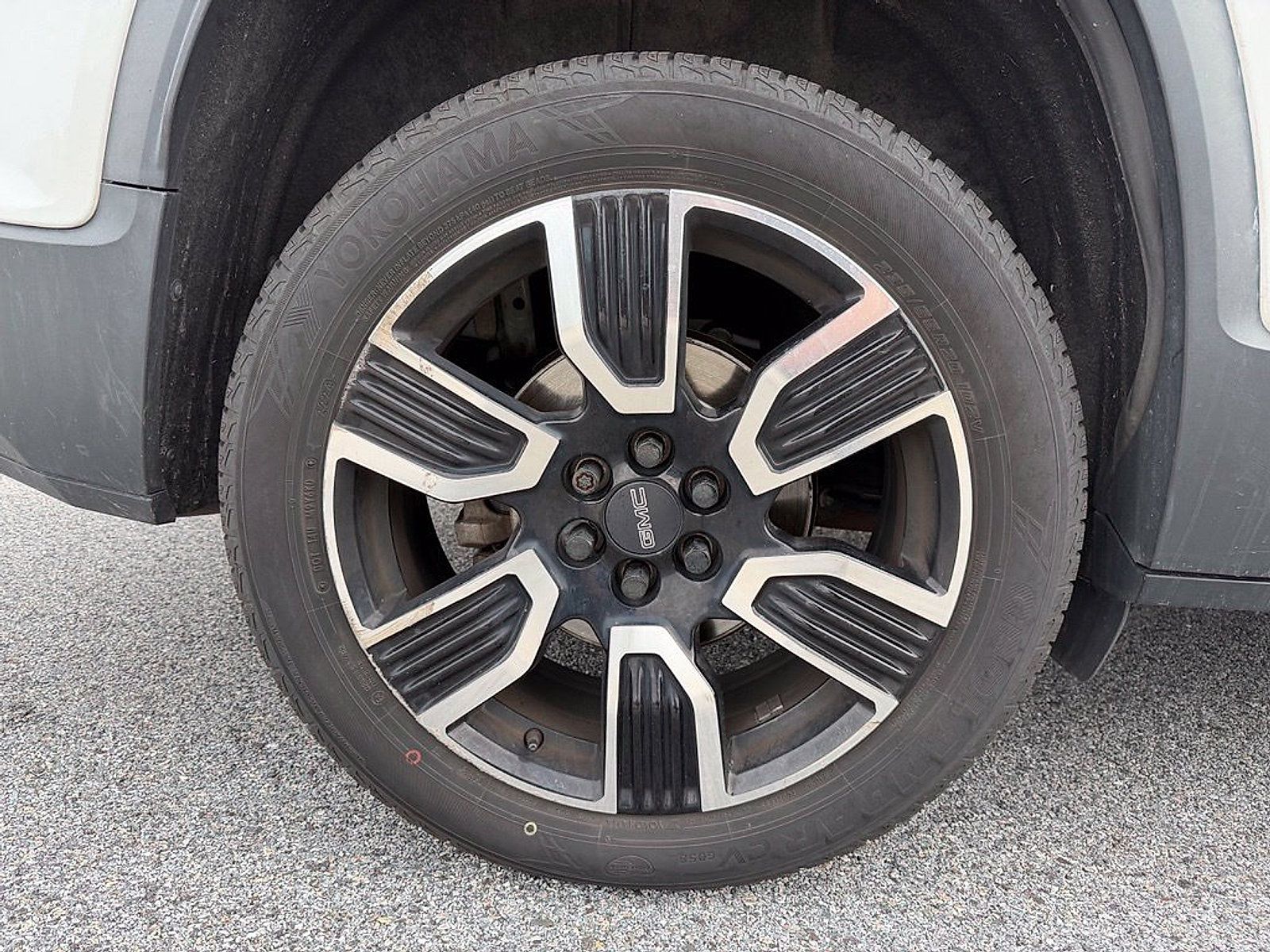 Used 2019 GMC Acadia SLT w/ Black Edition AWD/4WD image 23
