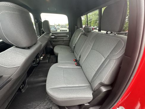 Used 2024 RAM 2500 Big Horn w/ Level 2 Equipment Group AWD/4WD image 24