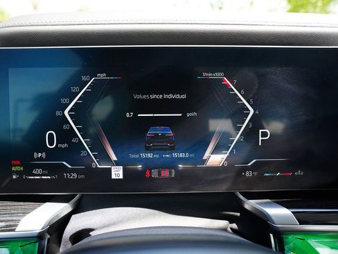 Used 2025 BMW 740i xDrive image 30