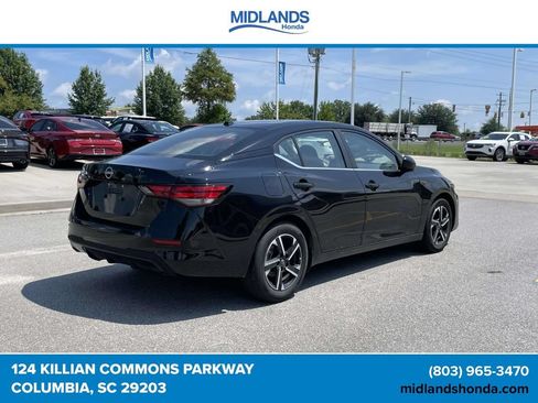 Used 2025 Nissan Sentra SV FWD image 6