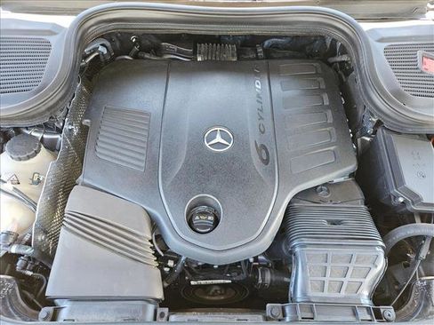 Used 2020 Mercedes-Benz GLE 450 4MATIC image 24